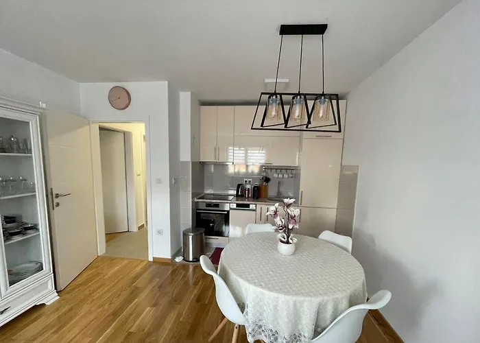 Orhidea Διαμέρισμα Ντόμποϊ