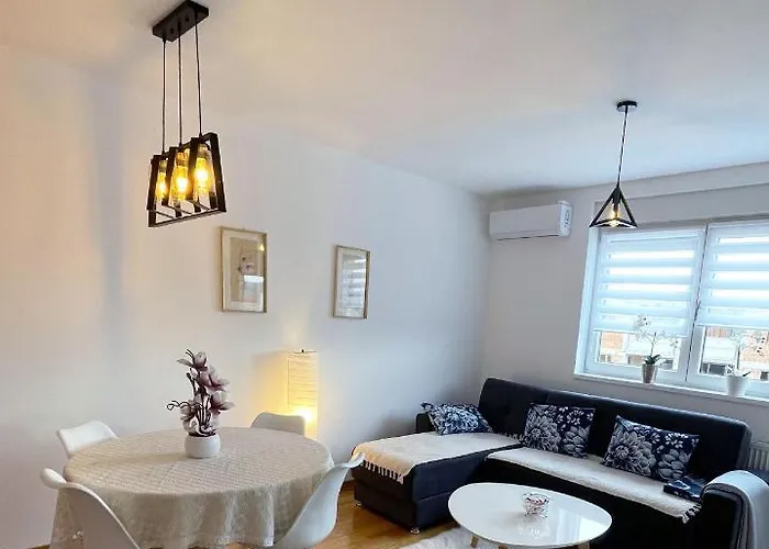 Διαμέρισμα Orhidea *